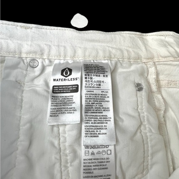 Levi's 501 High Waist Button Fly Cut Off Denim Shorts Waist 32 White Cream - Picture 11 of 16